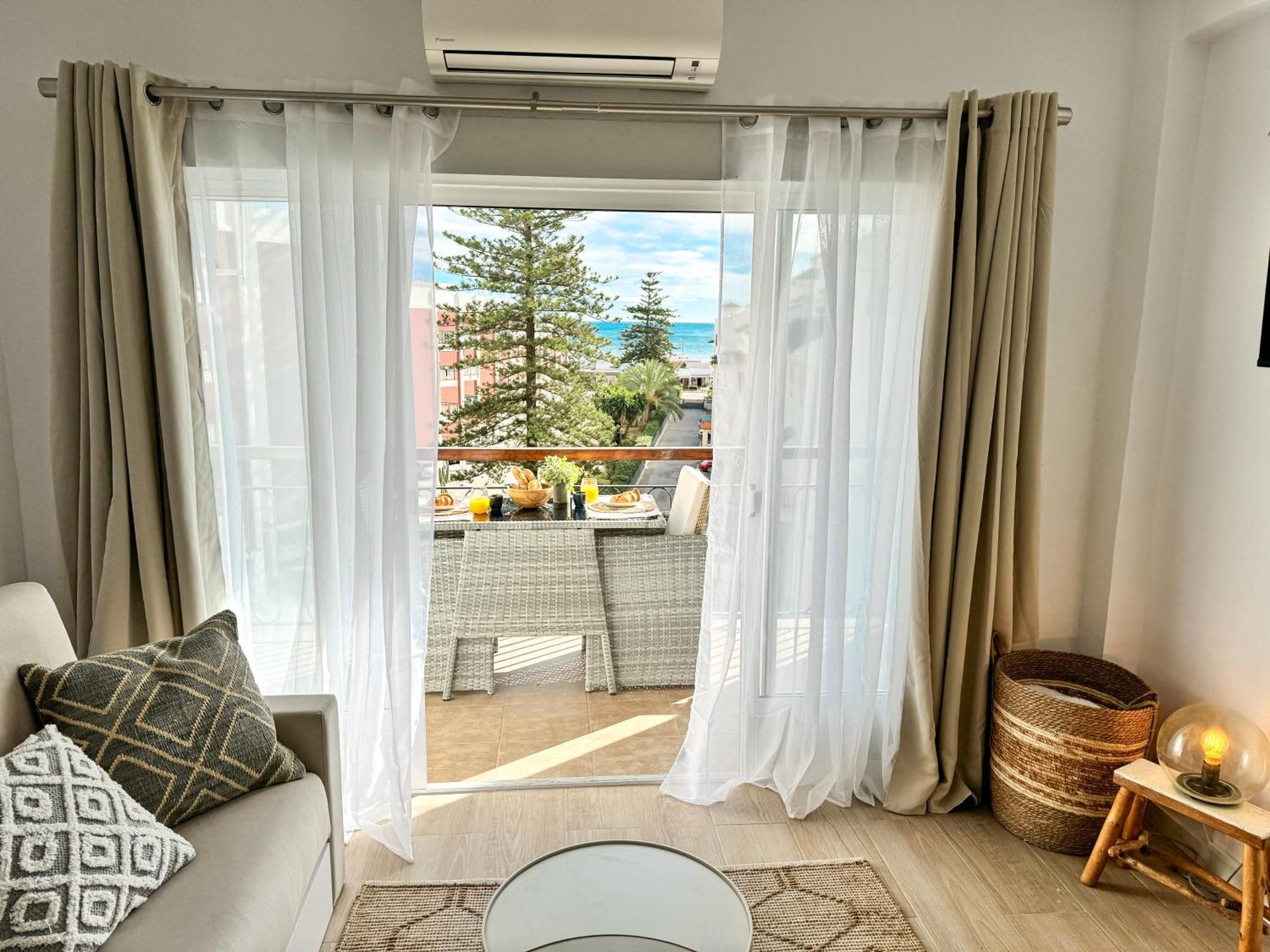 Studio Hola Arenal Platja de Larenal 외부 사진